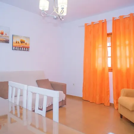 Centrico En Conil Con Balcon Privado, Aire Acondicionado Y Garaje Familia Διαμέρισμα