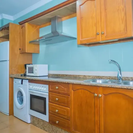 Διαμέρισμα Centrico En Conil Con Balcon Privado, Aire Acondicionado Y Garaje Familia
