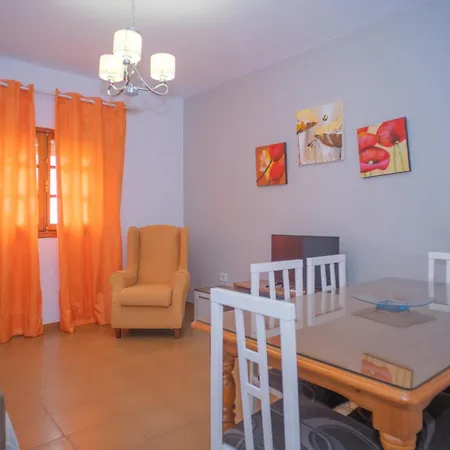 Centrico En Conil Con Balcon Privado, Aire Acondicionado Y Garaje Familia Διαμέρισμα *