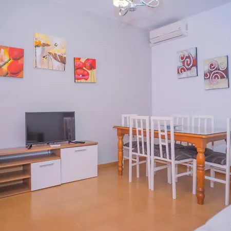 Centrico En Conil Con Balcon Privado, Aire Acondicionado Y Garaje Familia Conil De La Frontera