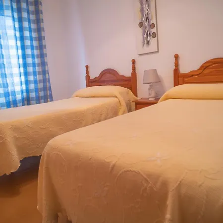 Διαμέρισμα Centrico En Conil Con Balcon Privado, Aire Acondicionado Y Garaje Familia *