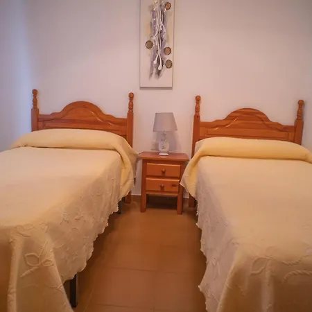 Διαμέρισμα Centrico En Conil Con Balcon Privado, Aire Acondicionado Y Garaje Familia *